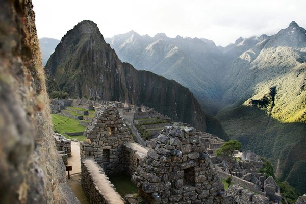 Comment explorer les anciennes cités incas du Pérou à pied?